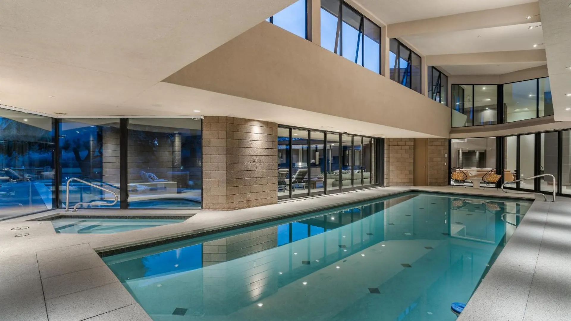 Indoor Pool 2.5 Acres Gym With Sauna At Hideaway Estate سكوتسدايل بيت للعطل