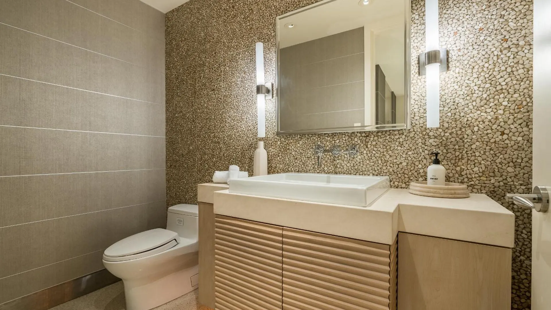 Indoor Pool 2.5 Acres Gym With Sauna At Hideaway Estate سكوتسدايل